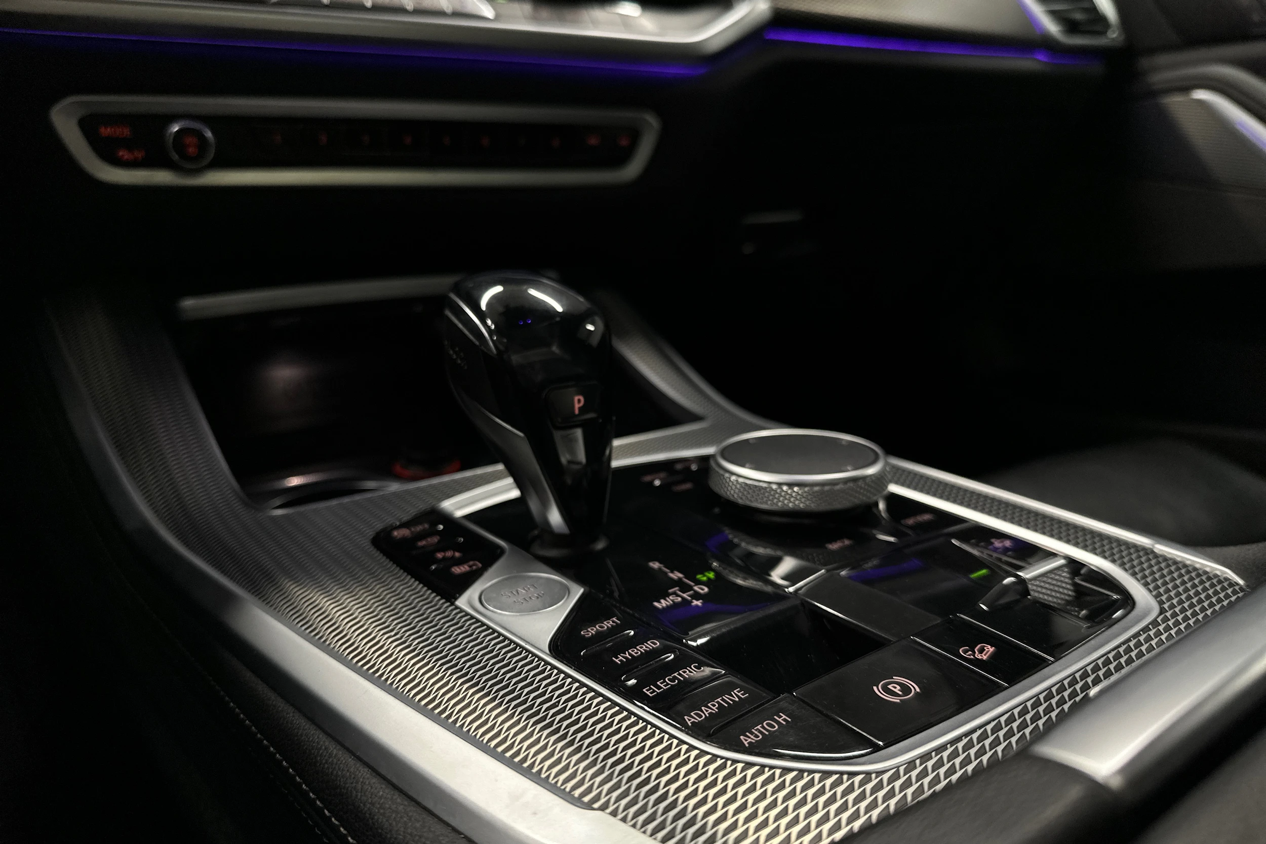 sininen BMW X5 2021 kuva 26.