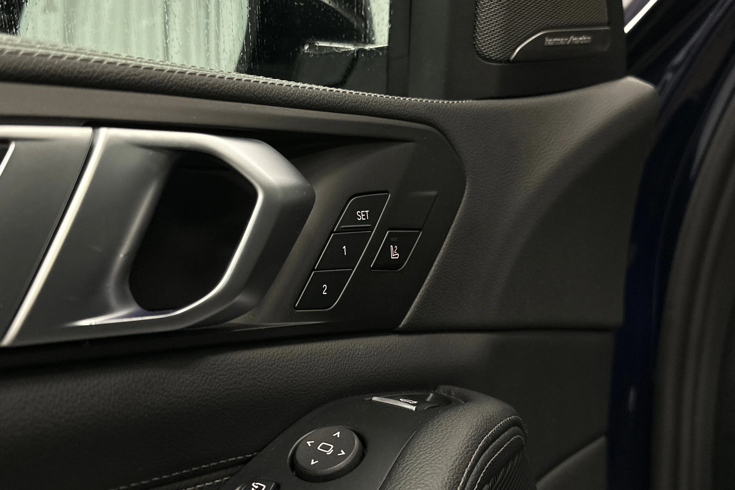 sininen BMW X5 2021 kuva 31.