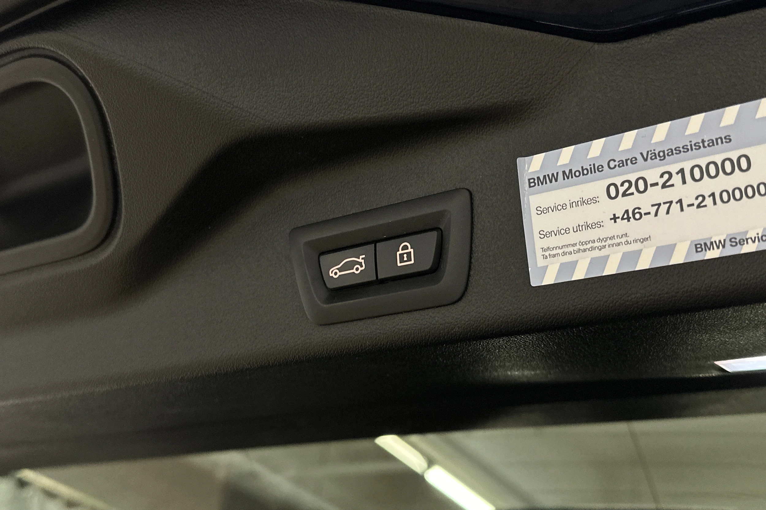 sininen BMW X5 2021 kuva 37.