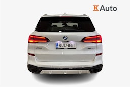 valkoinen BMW X5 2021 kuva 3.