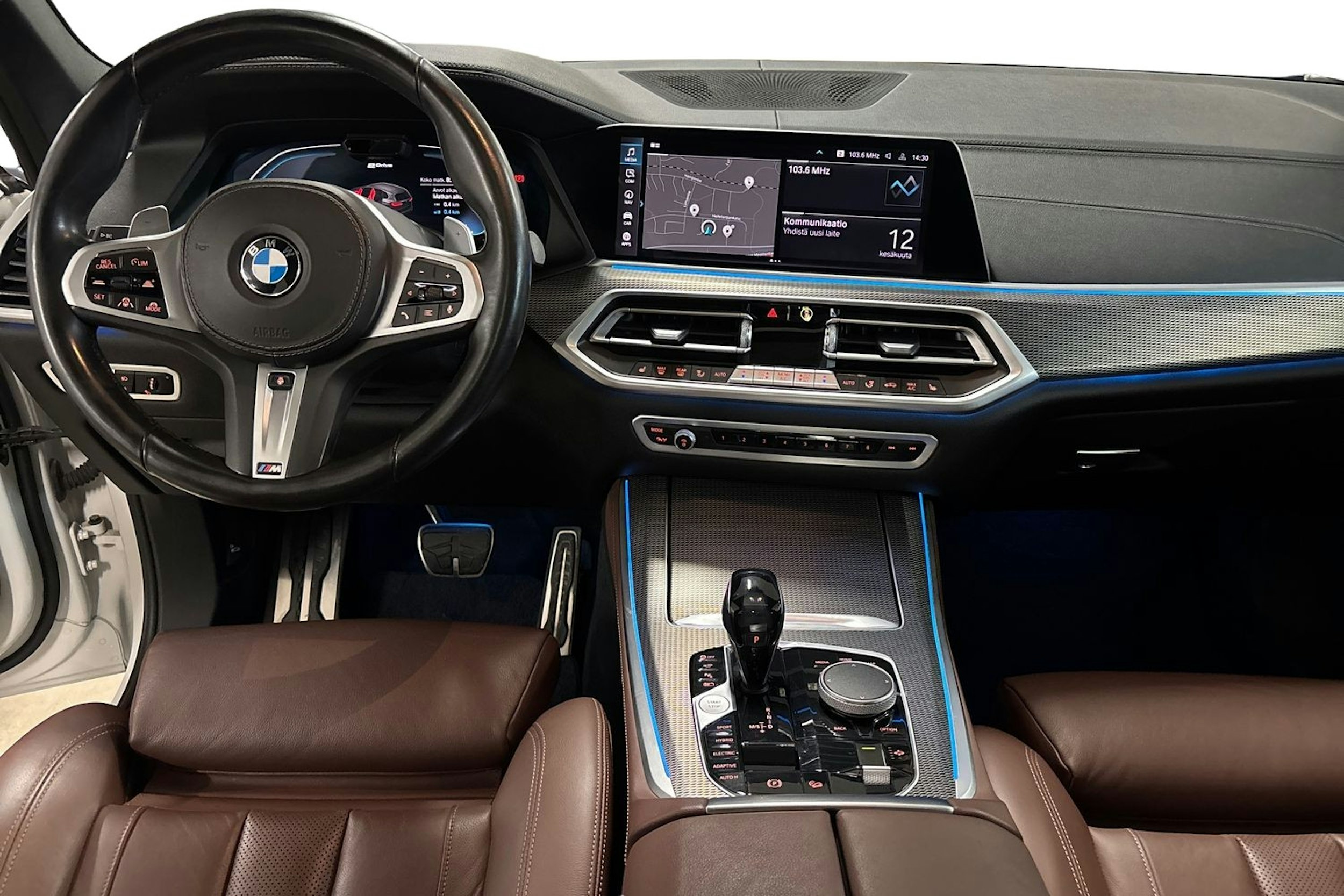 valkoinen BMW X5 2021 kuva 9.