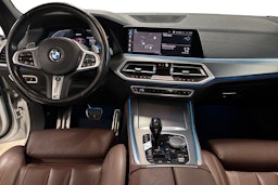 valkoinen BMW X5 2021 kuva 9.