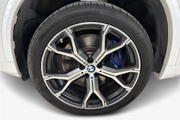 valkoinen BMW X5 2021 kuva 11.