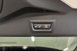 valkoinen BMW X5 2021 kuva 16.