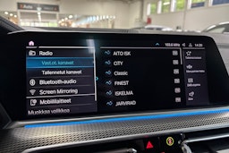 valkoinen BMW X5 2021 kuva 27.