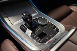 valkoinen BMW X5 2021 kuva 37.