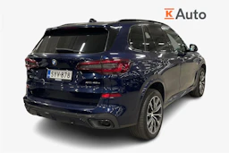 sininen BMW X5 2021 kuva 2.