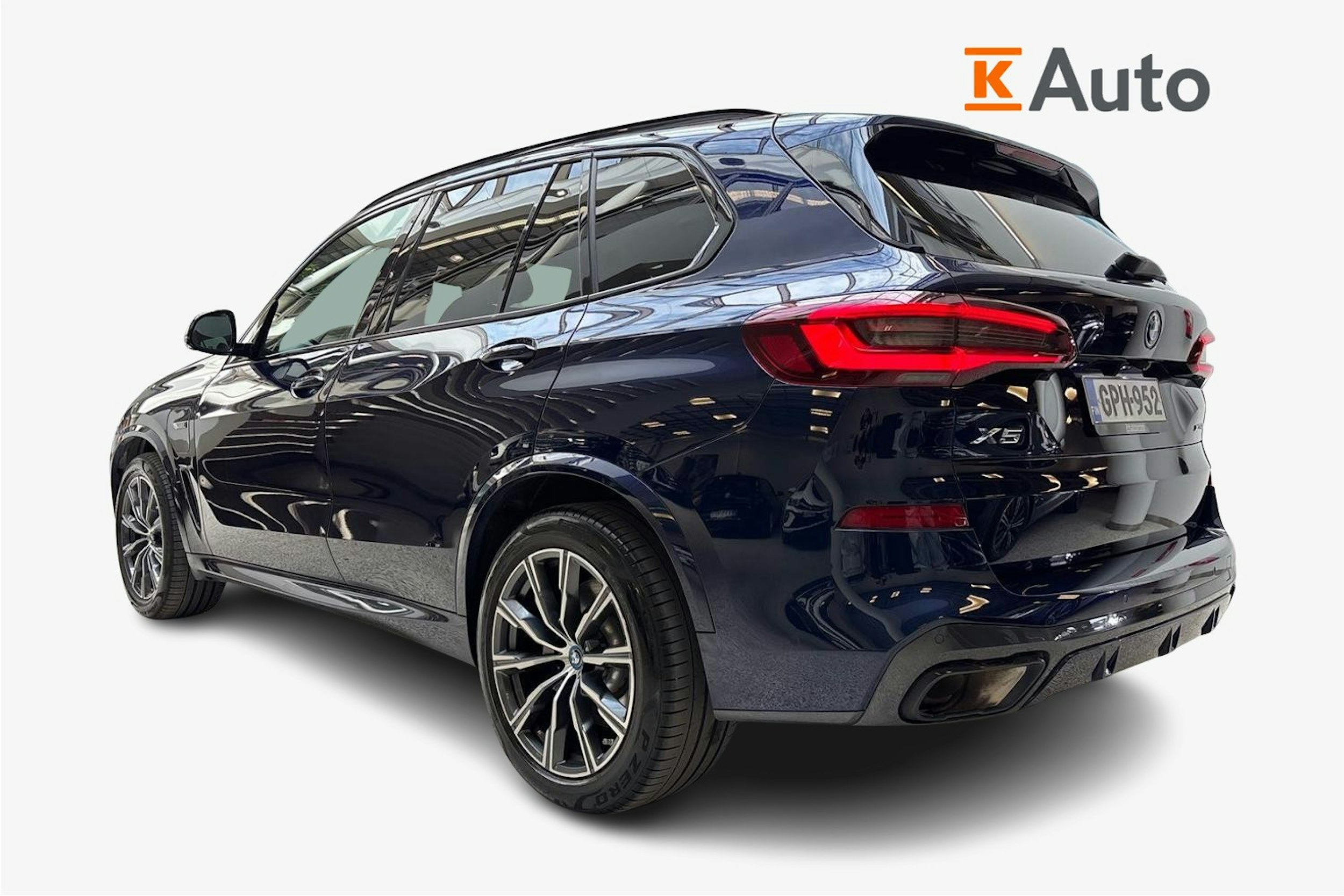 sininen BMW X5 2022 kuva 2.