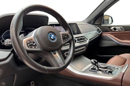 sininen BMW X5 2022 kuva 7.