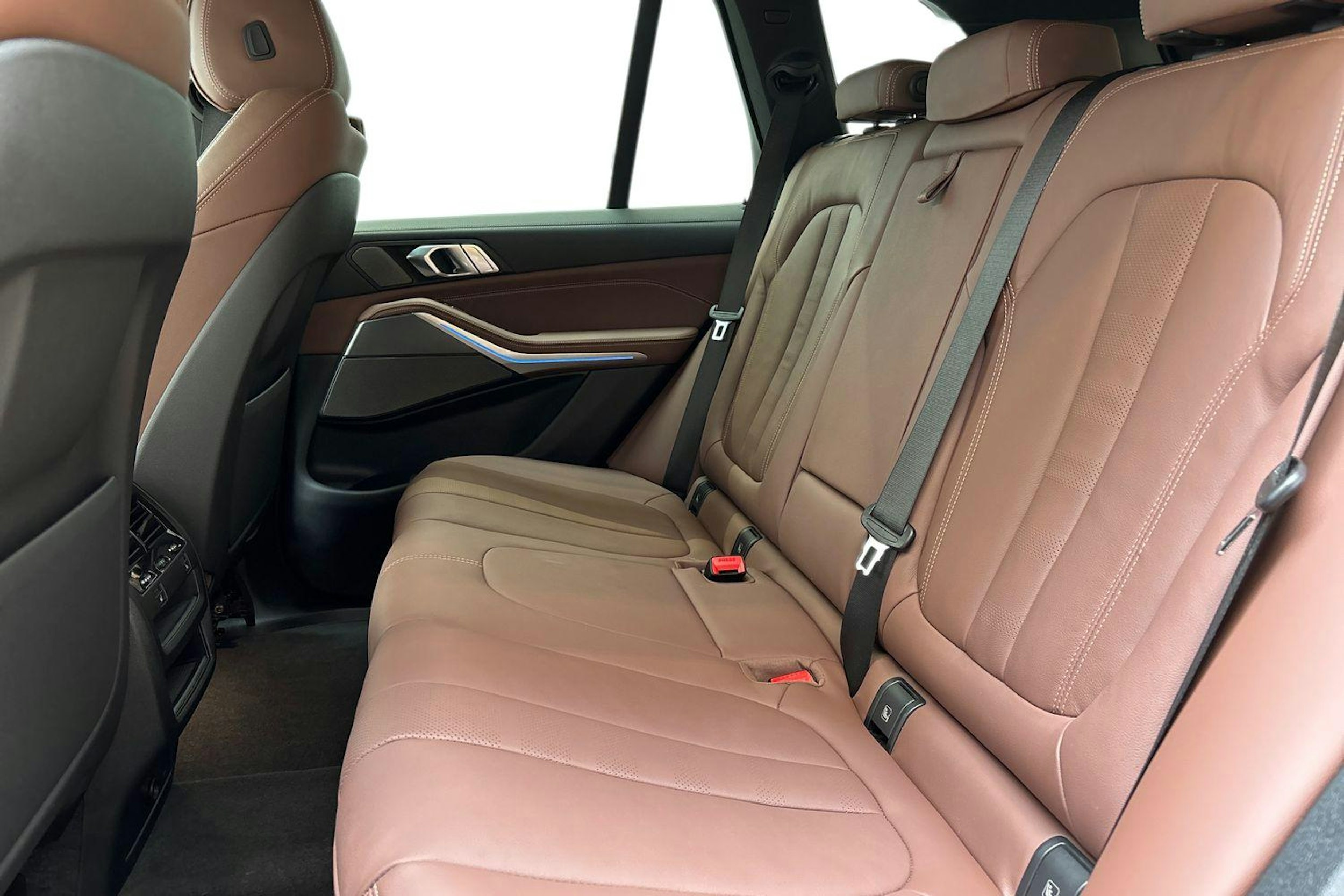 sininen BMW X5 2022 kuva 10.