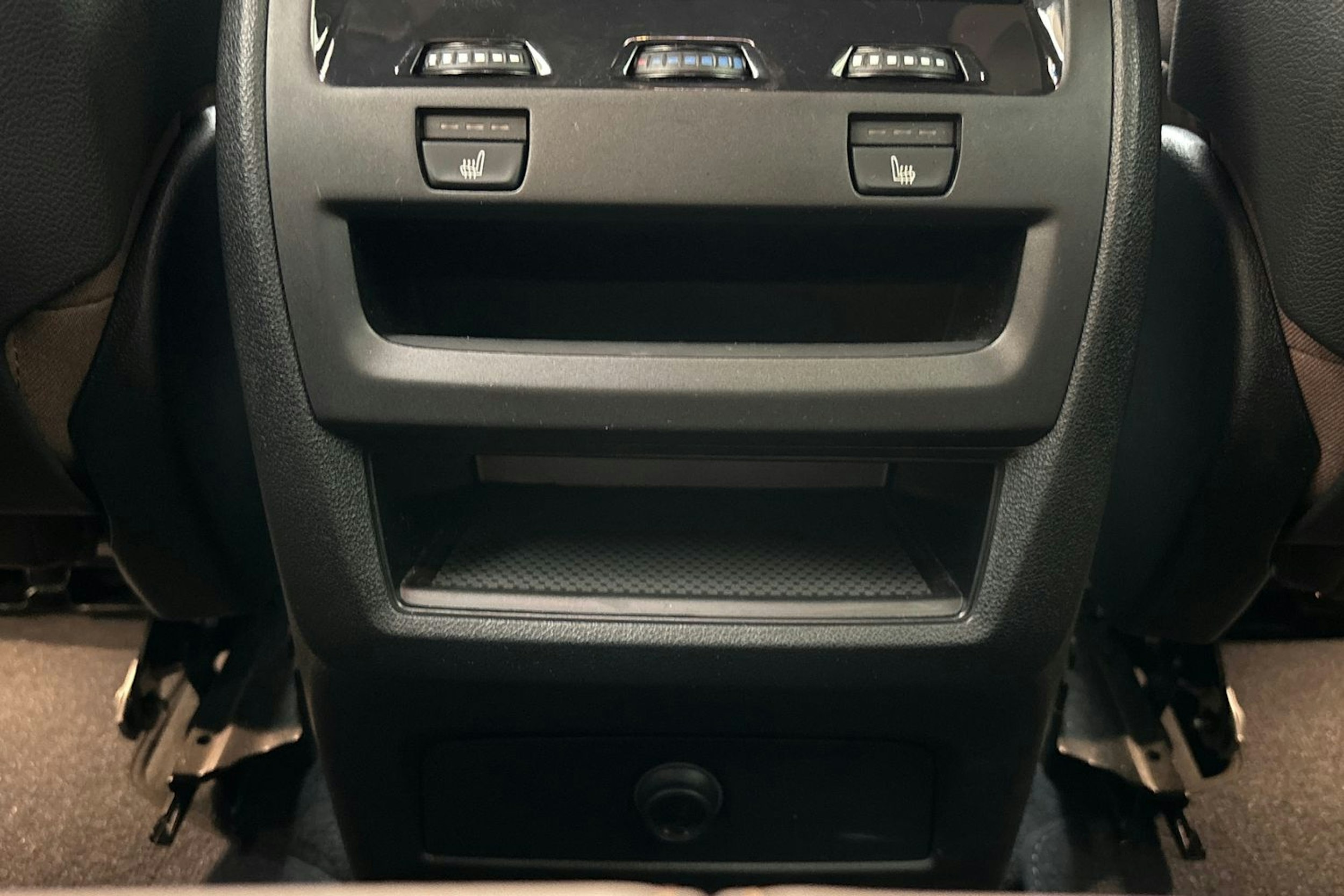 sininen BMW X5 2022 kuva 20.