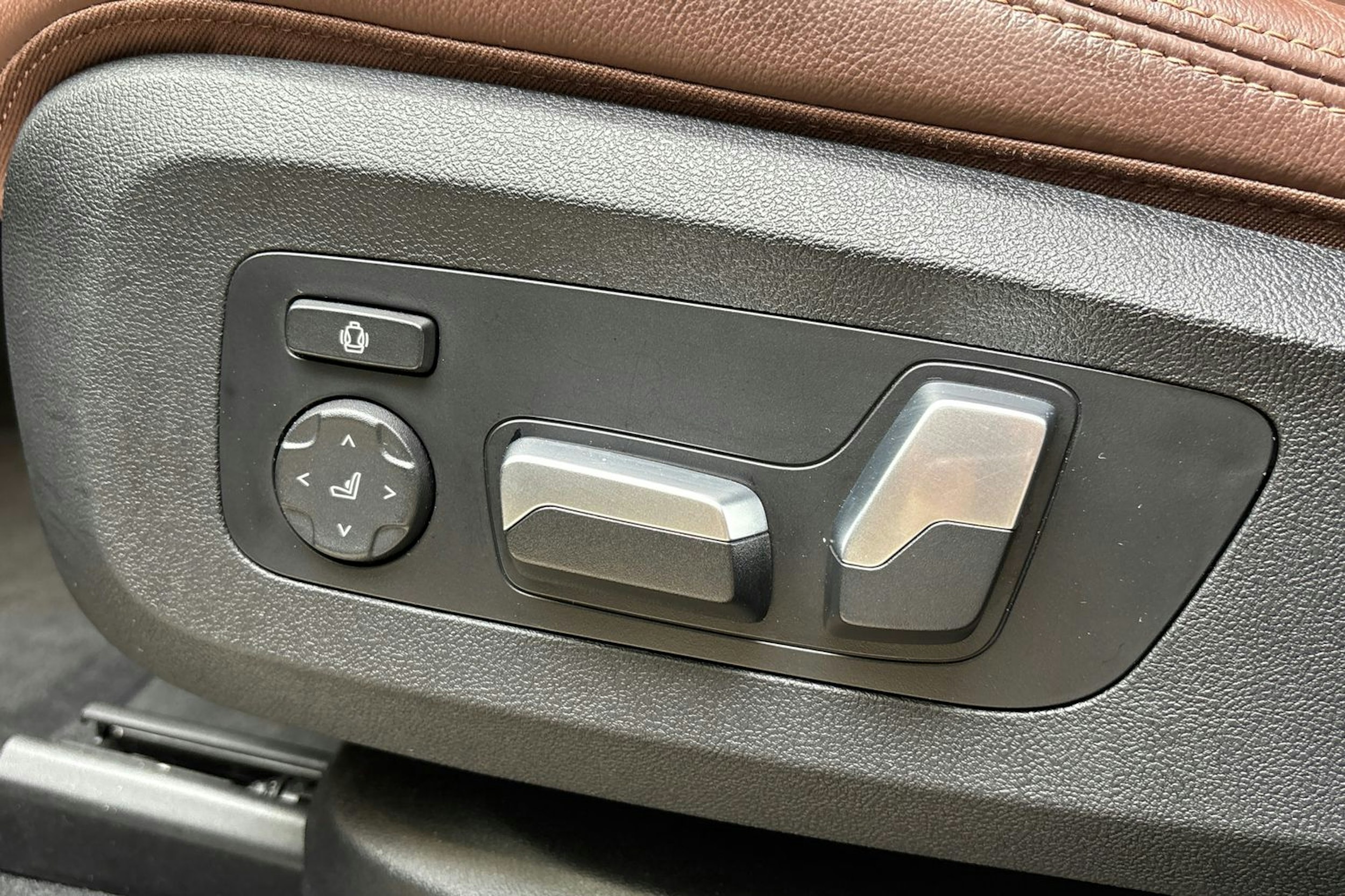 sininen BMW X5 2022 kuva 21.