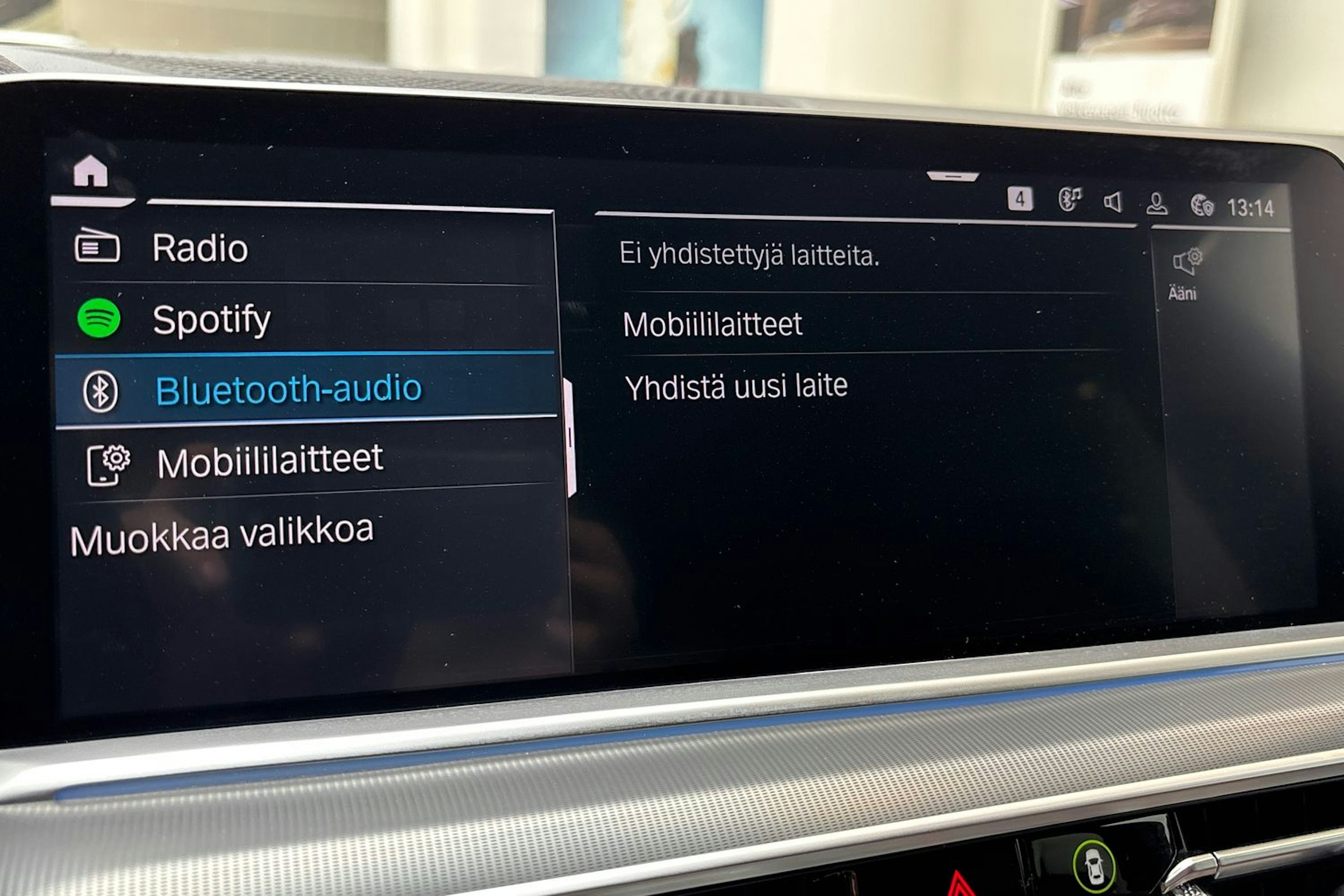 sininen BMW X5 2022 kuva 33.