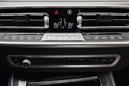 sininen BMW X5 2022 kuva 35.