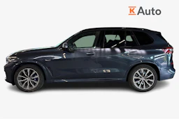 Harmaa BMW X5 2022 kuva 5.