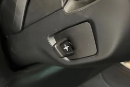 Harmaa BMW X5 2022 kuva 14.