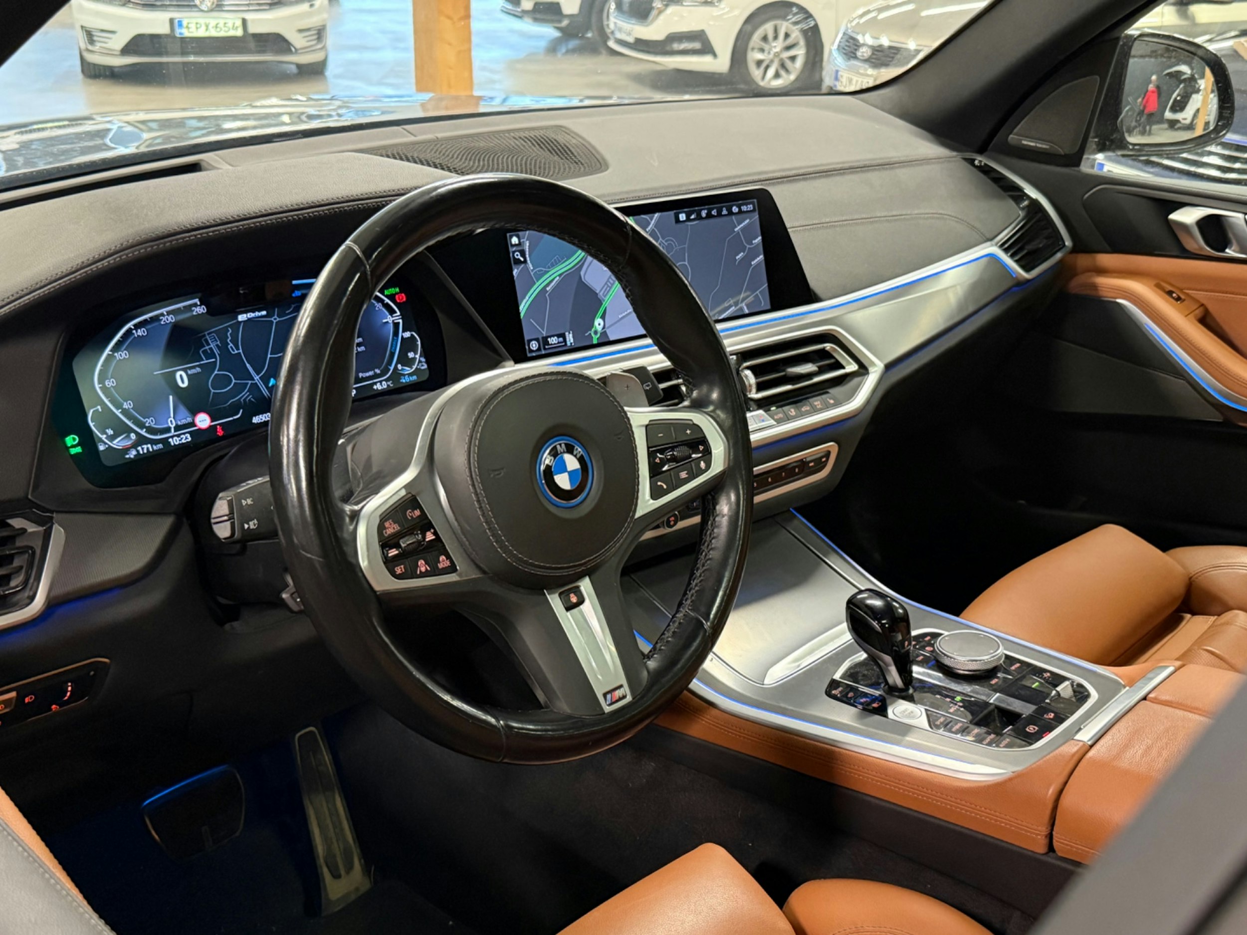 musta BMW X5 2022 kuva 2.