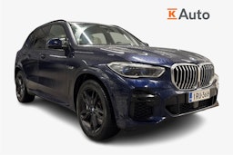sininen BMW X5 2022 kuva 1.