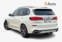 valkoinen BMW X5 2022 kuva 2.