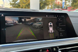valkoinen BMW X5 2022 kuva 6.