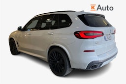 valkoinen BMW X5 2022 kuva 2.