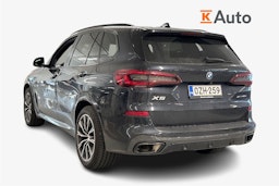 Musta BMW X5 2022 kuva 2.