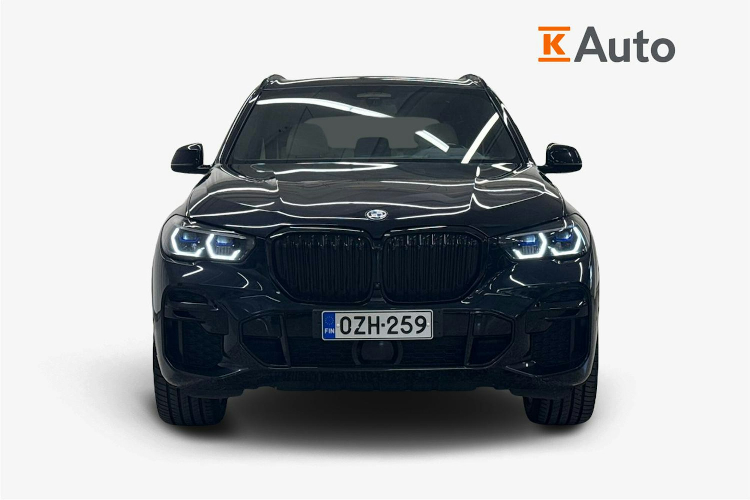 Musta BMW X5 2022 kuva 4.
