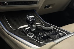 Musta BMW X5 2022 kuva 19.
