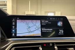 Musta BMW X5 2022 kuva 23.