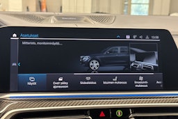 Musta BMW X5 2022 kuva 30.