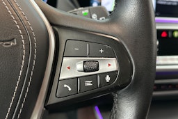 harmaa BMW X5 2022 kuva 21.