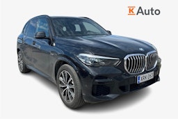 Musta BMW X5 2022 kuva 1.