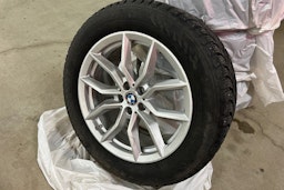 Musta BMW X5 2022 kuva 13.