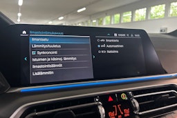 Musta BMW X5 2022 kuva 28.