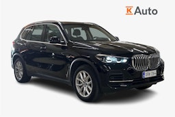 musta BMW X5 2022 kuva 1.