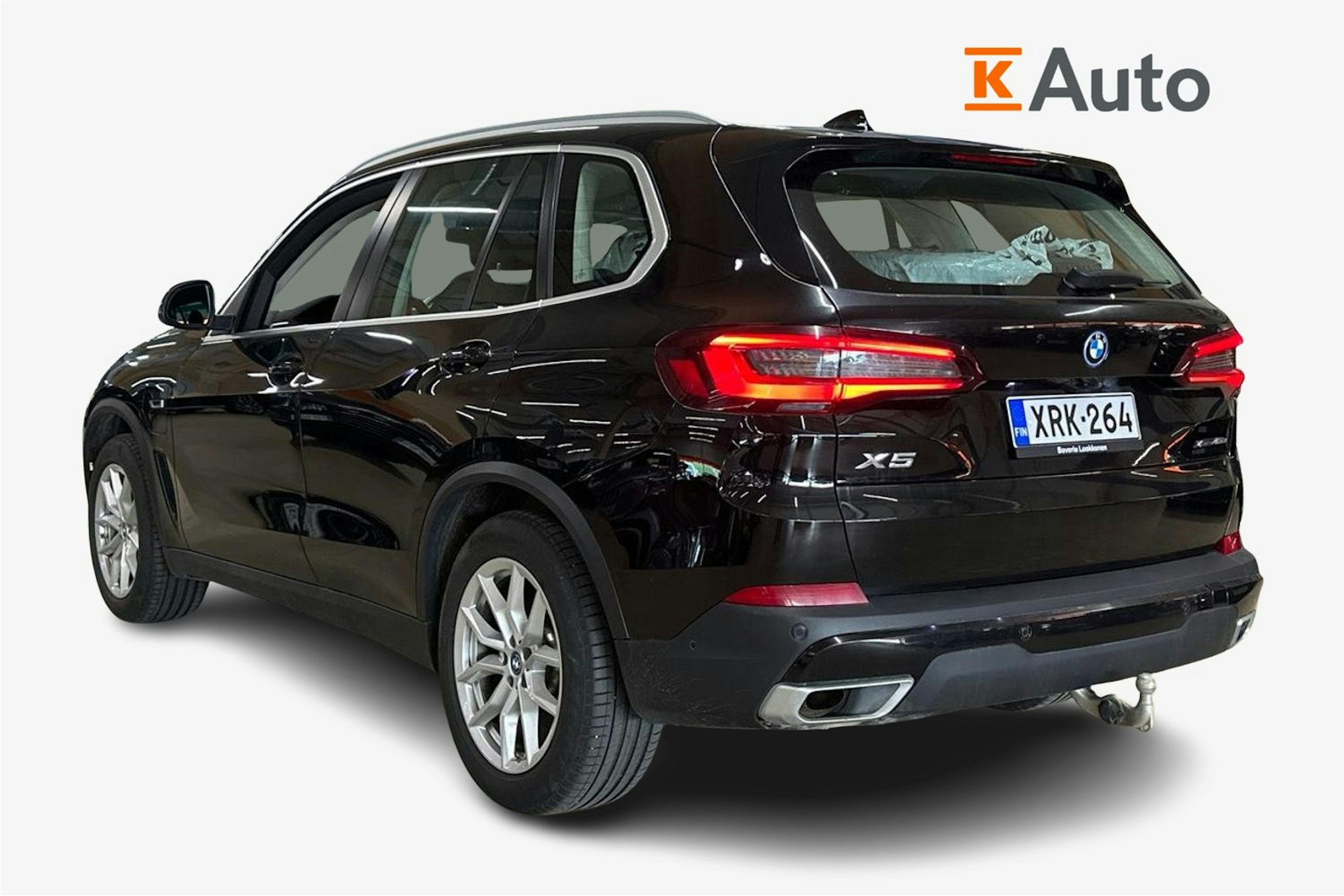 musta BMW X5 2022 kuva 2.