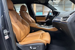 harmaa BMW X5 2022 kuva 14.