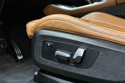 harmaa BMW X5 2022 kuva 18.