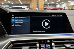 harmaa BMW X5 2022 kuva 21.