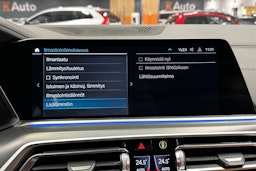 harmaa BMW X5 2022 kuva 24.