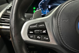 harmaa BMW X5 2022 kuva 30.