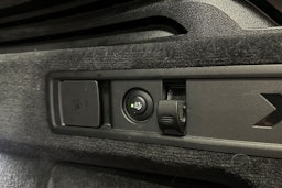 harmaa BMW X5 2022 kuva 36.