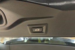 harmaa BMW X5 2022 kuva 38.