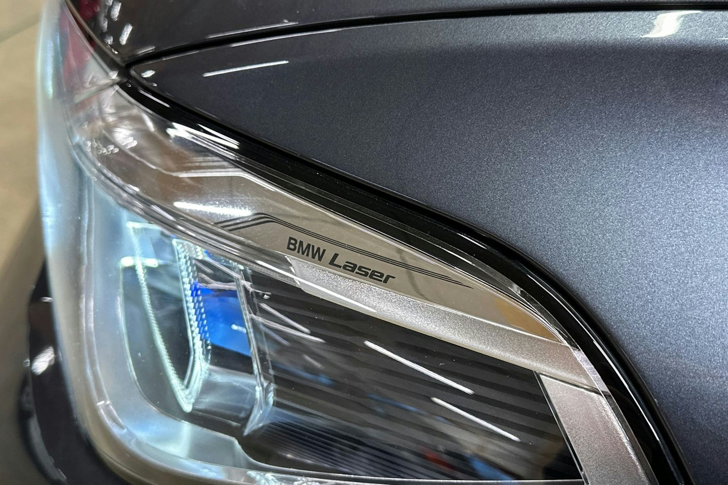 harmaa BMW X5 2022 kuva 40.