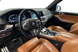 valkoinen BMW X5 2022 kuva 3.