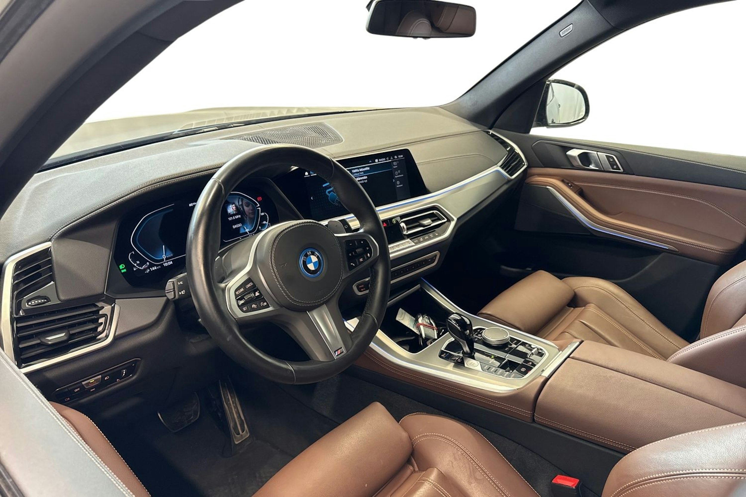 harmaa BMW X5 2022 kuva 6.