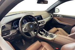 harmaa BMW X5 2022 kuva 6.