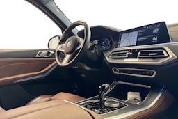 harmaa BMW X5 2022 kuva 8.
