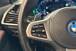 harmaa BMW X5 2022 kuva 14.