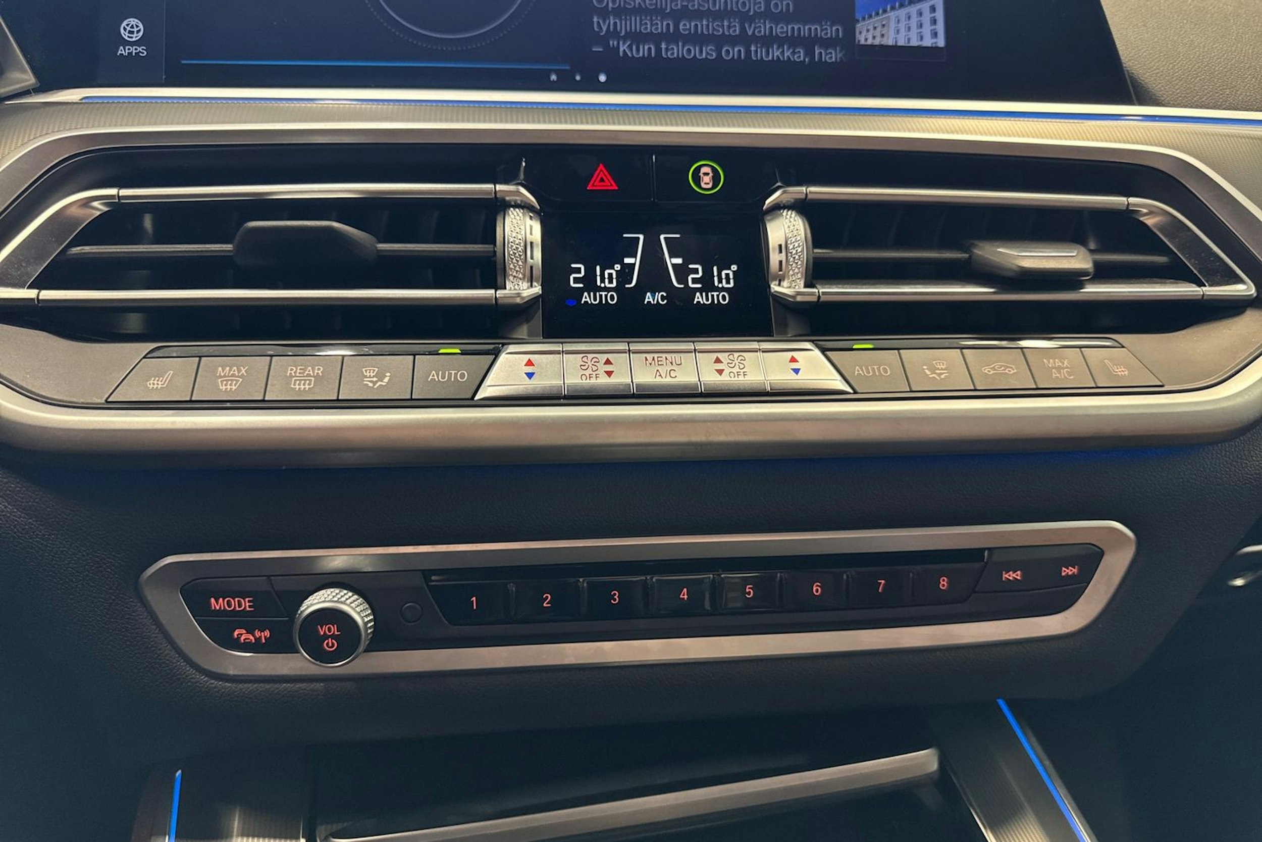 harmaa BMW X5 2022 kuva 22.